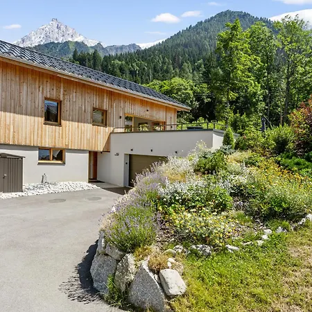 New Modern Mont Blanc Mountain Views Horská chata *