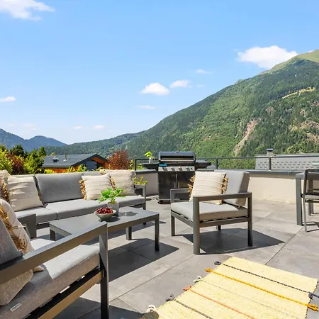 New Modern Mont Blanc Mountain Views